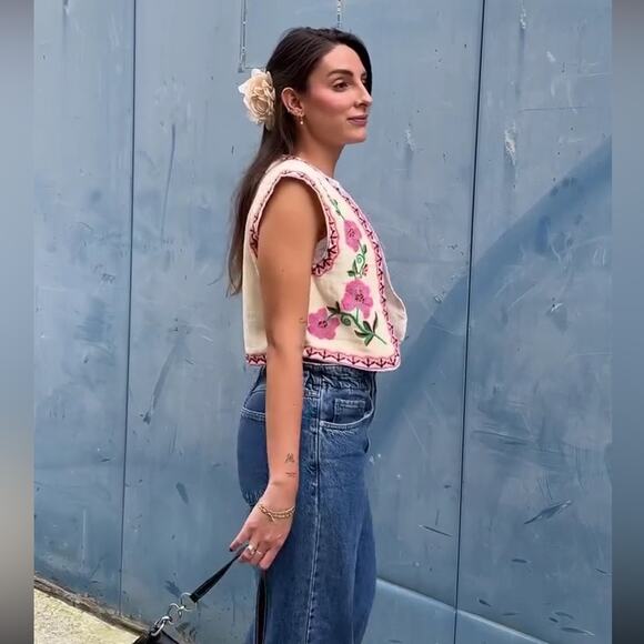 Zara Floral Embroidered Vest Size Large - Picture 4 of 15